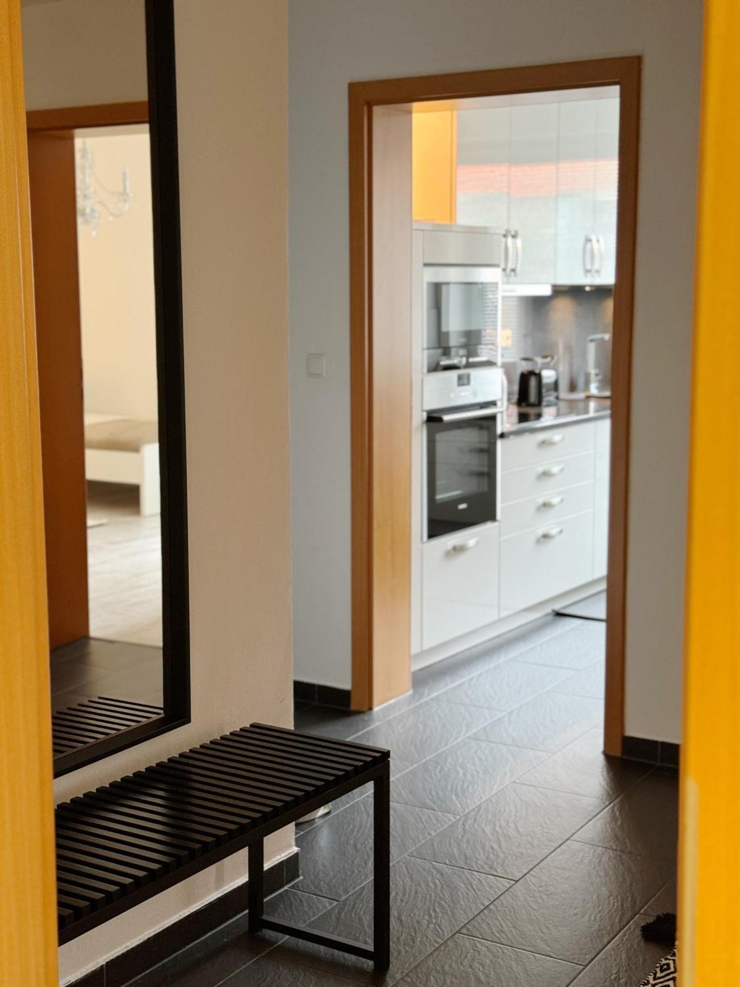 90m2 I I Netflix I Wifi I Free Parking I Lia Appartement *